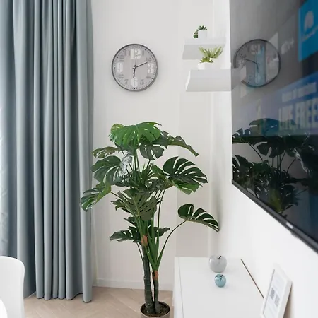 Apartment Light Charme, Natural Light A Due Passi Dalla Piazza Duomo