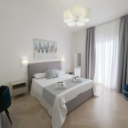 Apartment Light Charme, Natural Light A Due Passi Dalla Piazza Duomo Terrasini